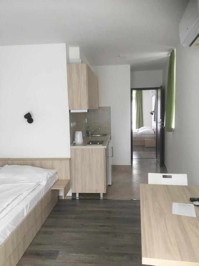 Apartmanhotel Baraton*** Balatonfured Ngoại thất bức ảnh